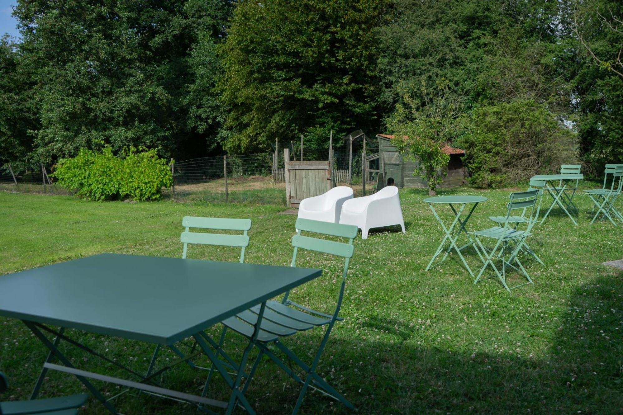 Au Petit Canteleu - Bed & Breakfast Beloeil Eksteriør bilde
